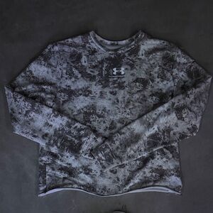 Under Armour Gray and Black Patterned Long Sleeve